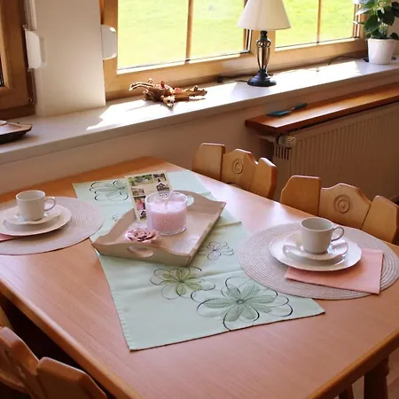 Hotel Gaestehaus Sporrer Neualbenreuth