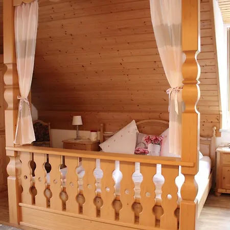 Hotel Gaestehaus Sporrer Neualbenreuth