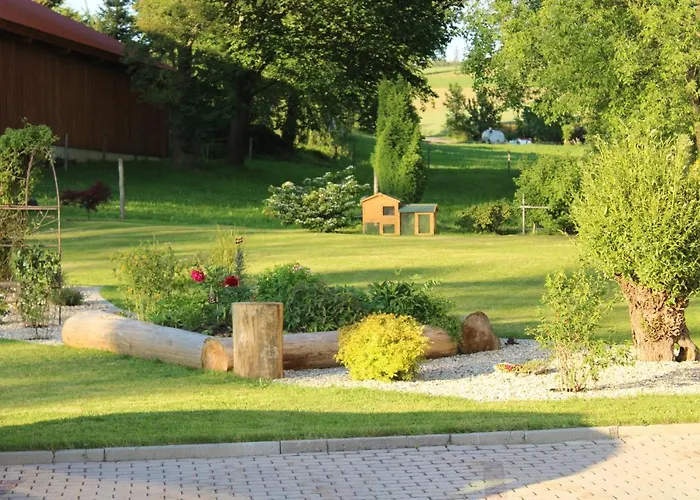 Hotel Gaestehaus Sporrer Neualbenreuth