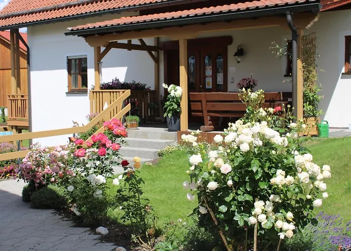 Gaestehaus Sporrer Hotel Neualbenreuth