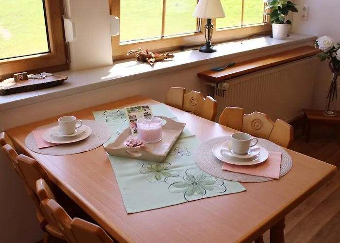Hotel Gaestehaus Sporrer Neualbenreuth