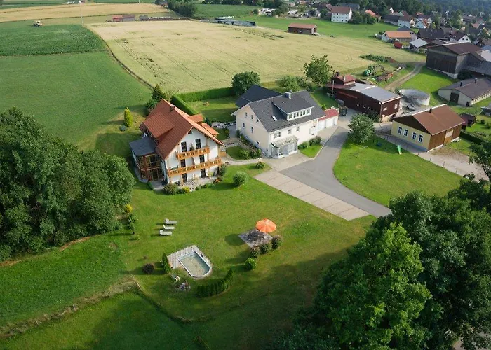 Gaestehaus Sporrer Hotel